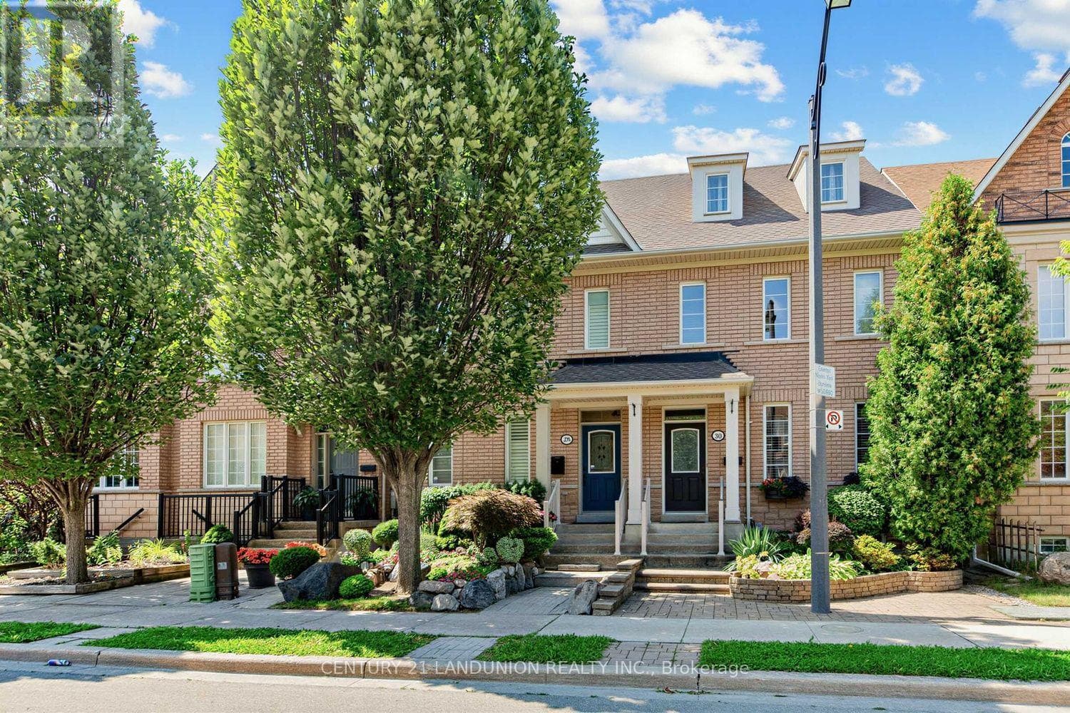 28 Herzberg Gardens