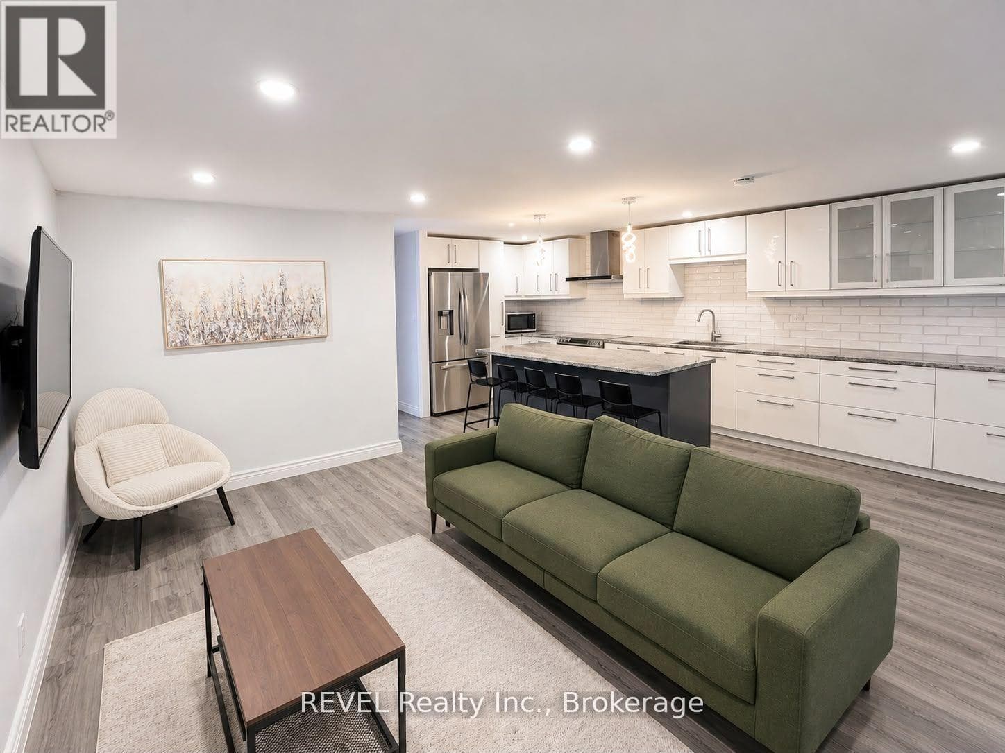 Single Family at UPPER- 52 BULA Drive, St. Catharines (Lakeport), Ontario - Photo 3 - RE/MAX Garden City Realty
