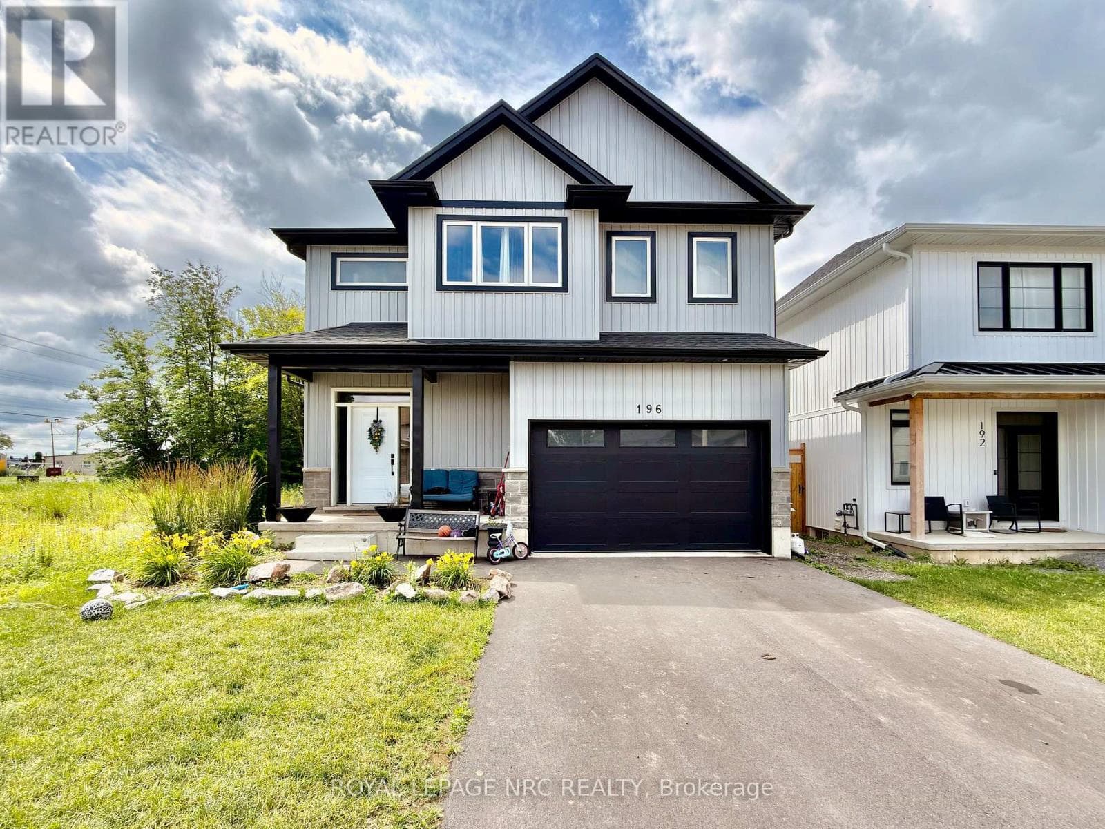 196 Hodgkins Avenue