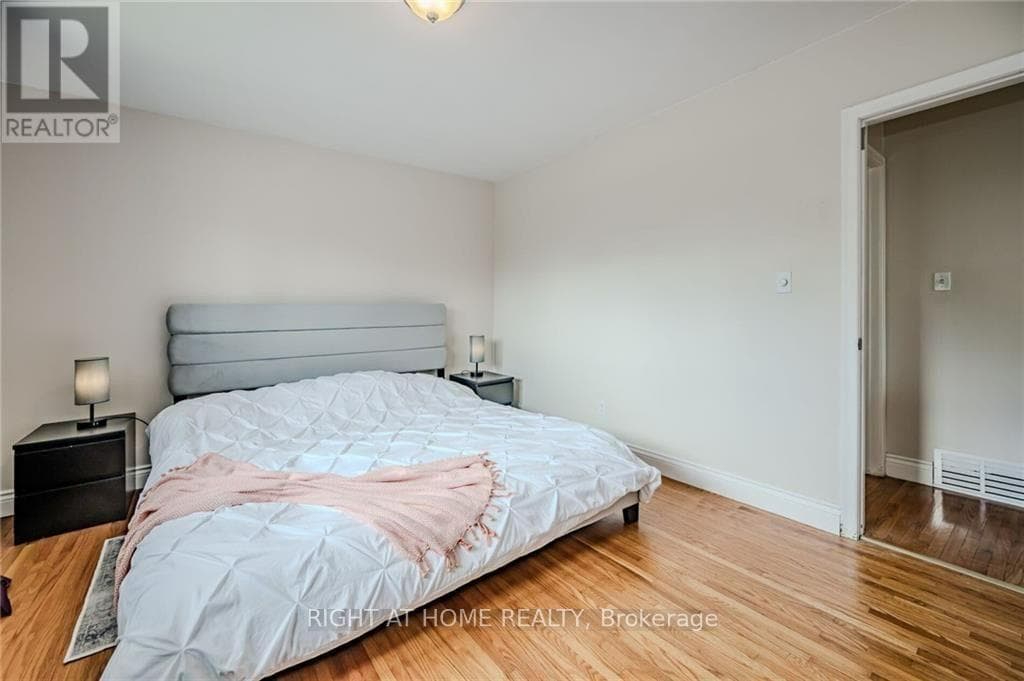 Multi-family at B- 1385 Olga Drive, Burlington (Brant), Ontario - Photo 6 - RE/MAX Garden City Realty
