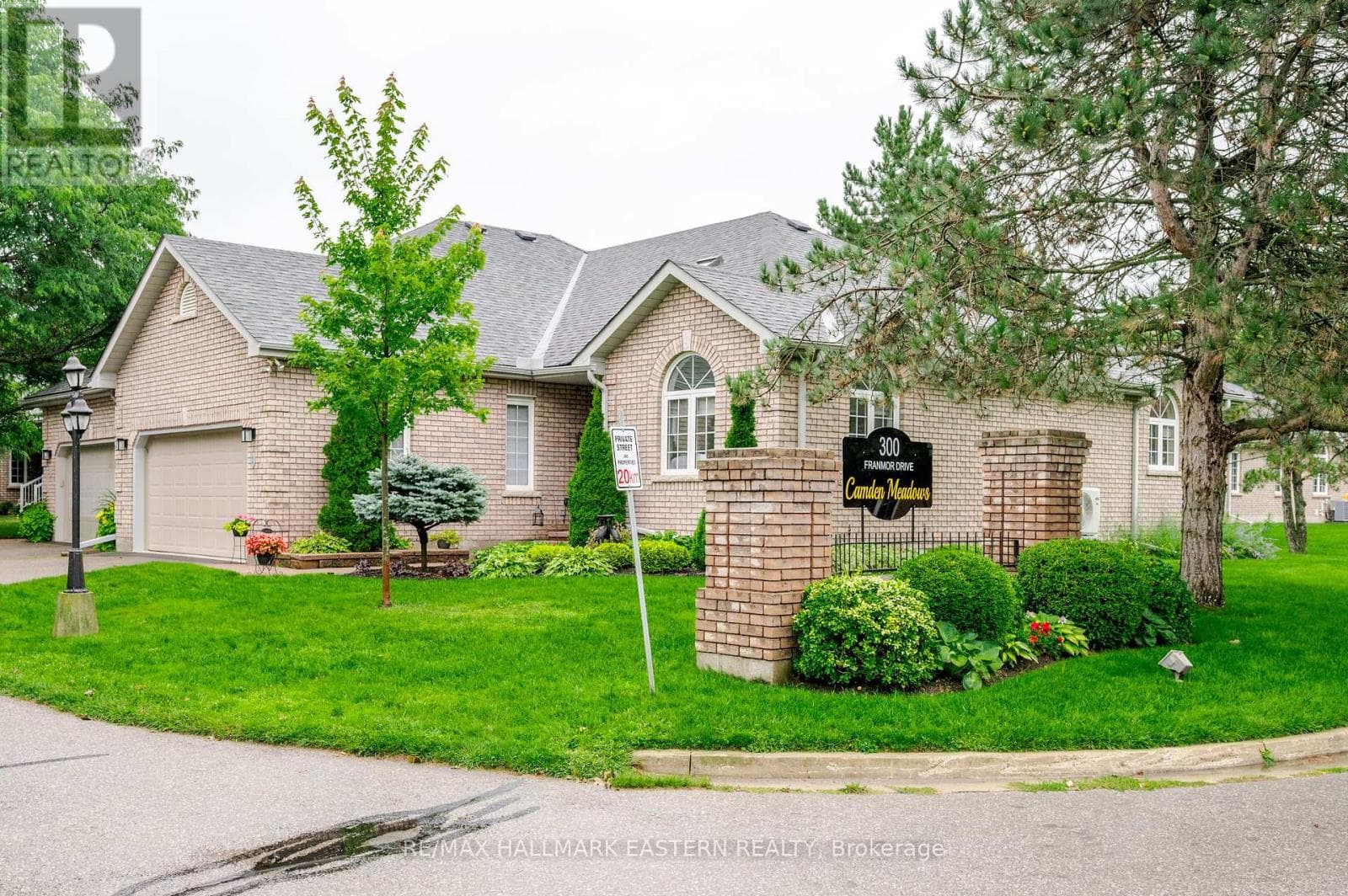 Single Family at 2- 300 Franmor Drive, Peterborough (Ashburnham Ward 4), Ontario - Photo 5 - RE/MAX Garden City Realty