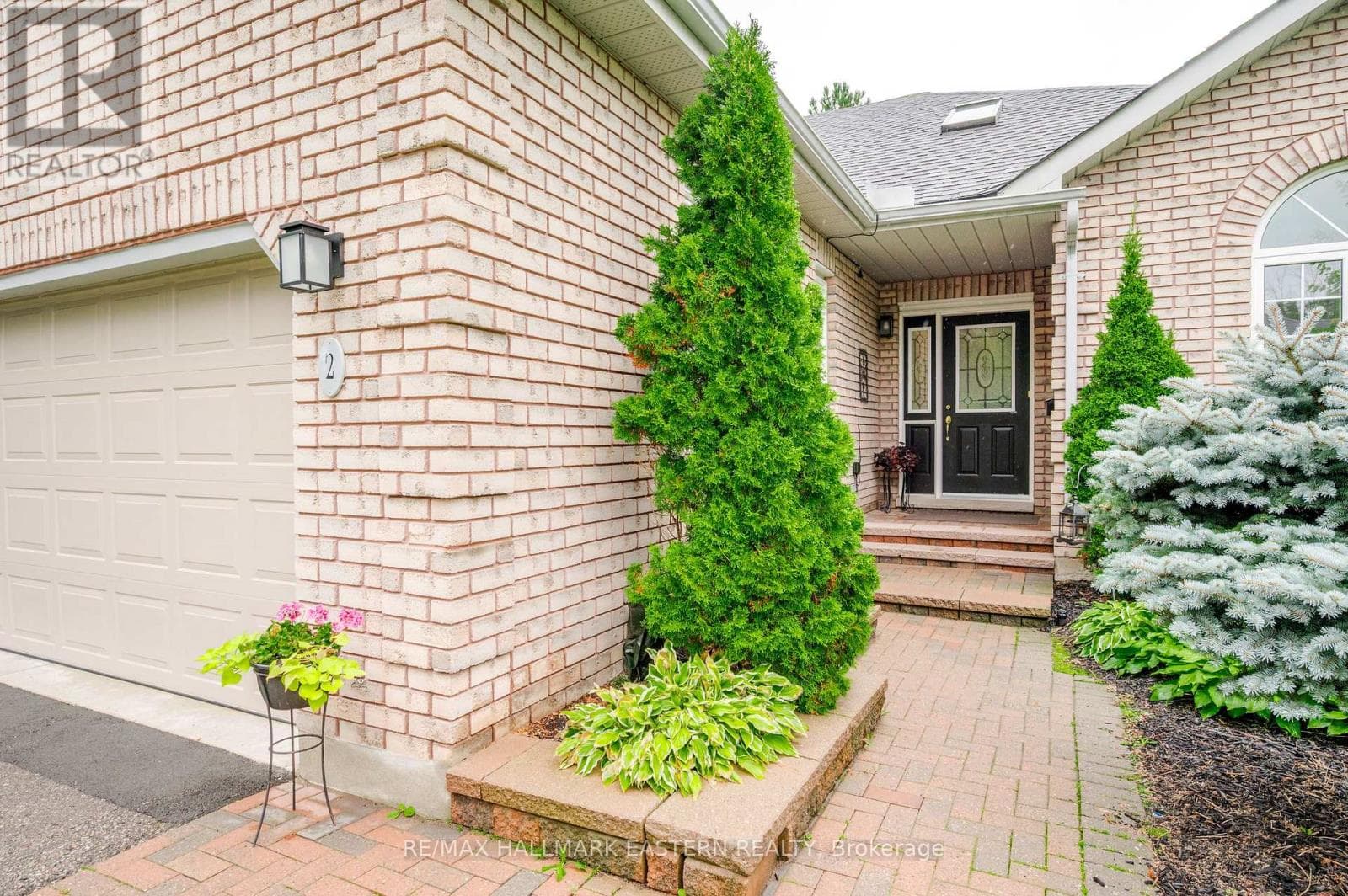 Single Family at 2- 300 Franmor Drive, Peterborough (Ashburnham Ward 4), Ontario - Photo 6 - RE/MAX Garden City Realty