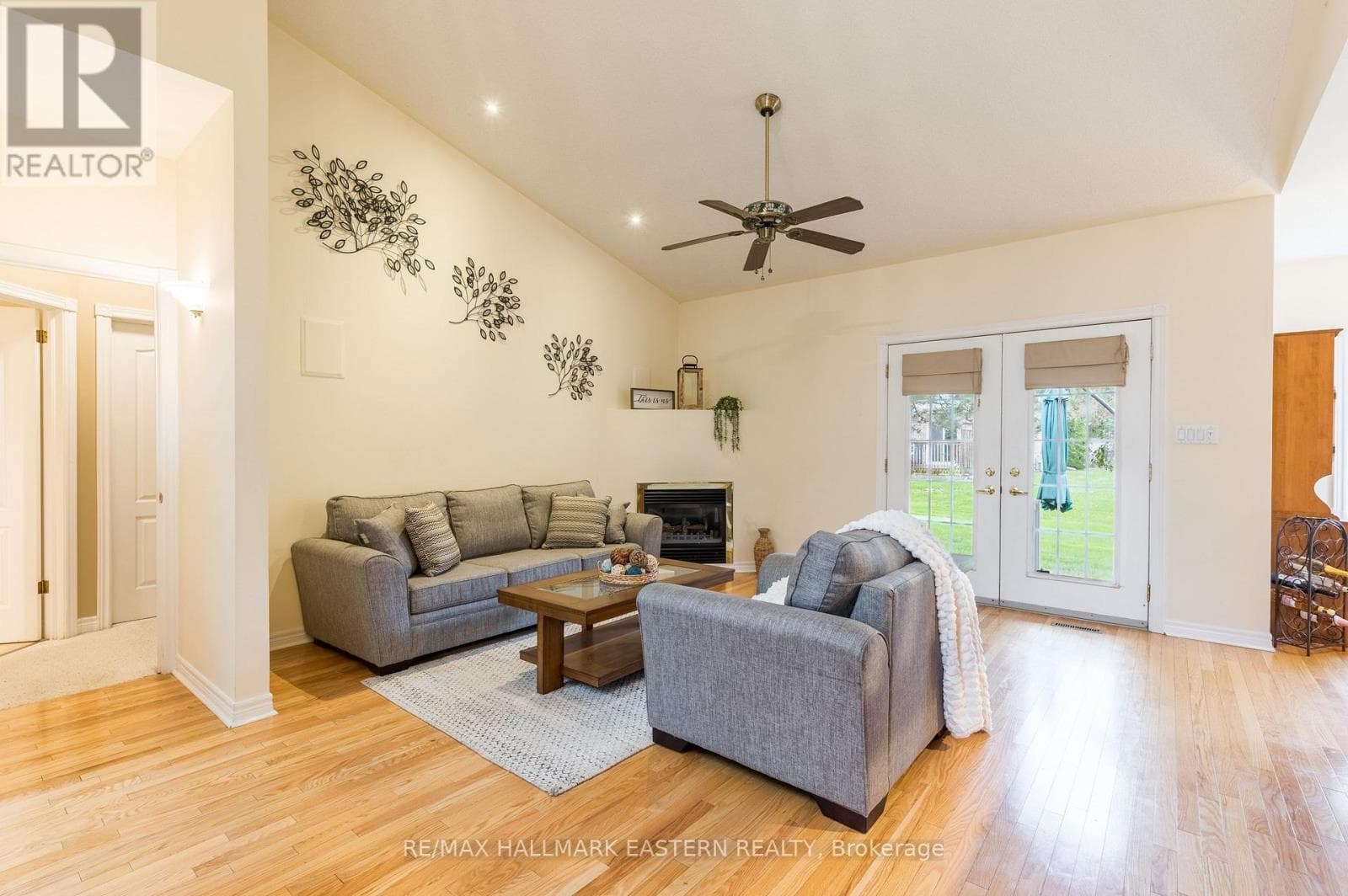 Single Family at 2- 300 Franmor Drive, Peterborough (Ashburnham Ward 4), Ontario - Photo 7 - RE/MAX Garden City Realty