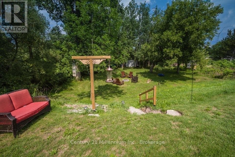 Single Family at 72235 Lakeshore Drive, R.R. #1 Drive, Bluewater (Hay), Ontario - Photo 8 - RE/MAX Garden City Realty