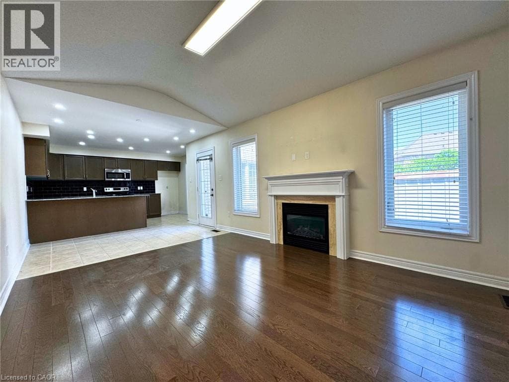 Single Family at 11 KEITH Crescent, Niagara-on-the-Lake, Ontario - Photo 7 - RE/MAX Garden City Realty