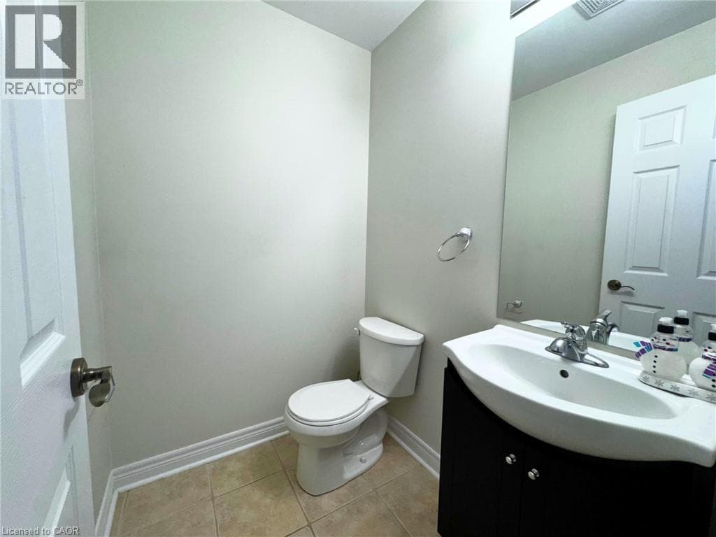 Single Family at 11 KEITH Crescent, Niagara-on-the-Lake, Ontario - Photo 10 - RE/MAX Garden City Realty