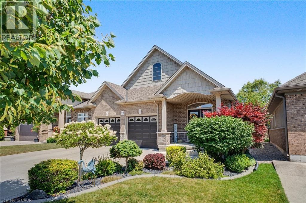 Single Family at 12 SILVERWOOD Avenue, Welland, Ontario - Photo 2 - RE/MAX Garden City Realty