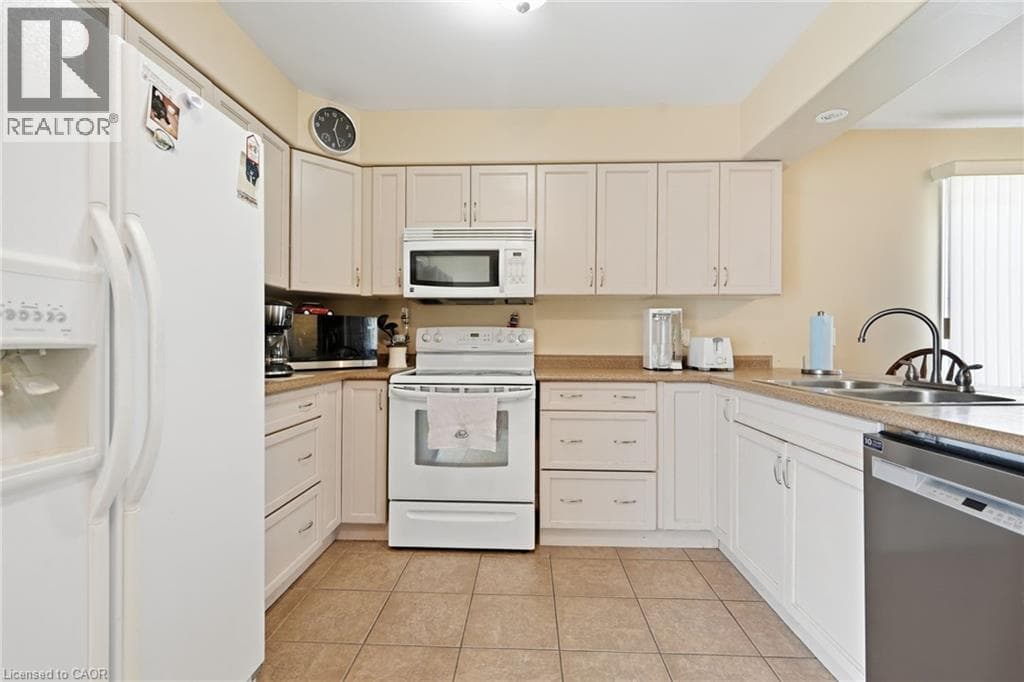 Single Family at 58 SATURN Road, Port Colborne, Ontario - Photo 8 - RE/MAX Garden City Realty
