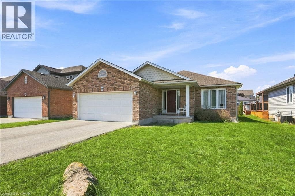 Single Family at 58 SATURN Road, Port Colborne, Ontario - Photo 3 - RE/MAX Garden City Realty