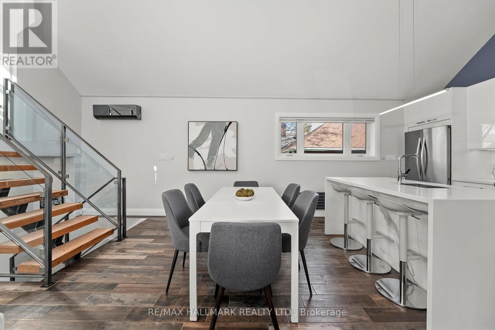 Multi-family at 272 King Edward Avenue, Toronto (Woodbine-Lumsden), Ontario - Photo 3 - RE/MAX Garden City Realty