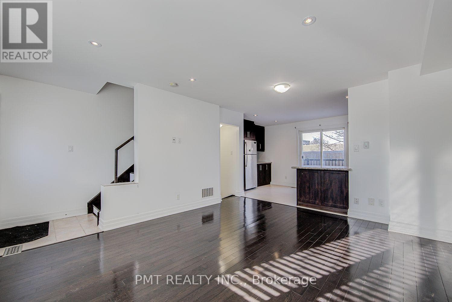Single Family at 14 Coventry Street, Toronto (Oakridge), Ontario - Photo 4 - RE/MAX Garden City Realty