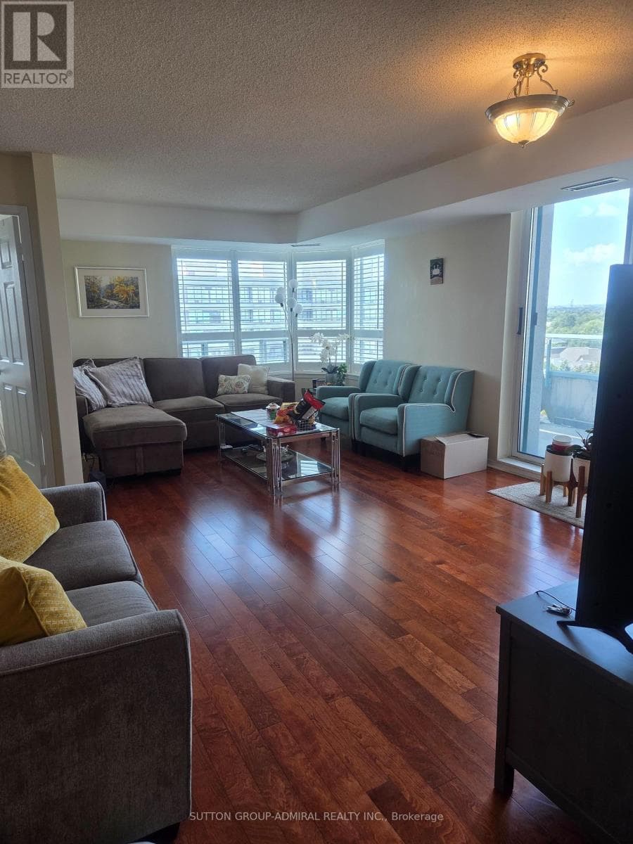 Single Family at PH210- 1 Emerald Lane, Vaughan (Crestwood-Springfarm-Yorkhill), Ontario - Photo 5 - RE/MAX Garden City Realty
