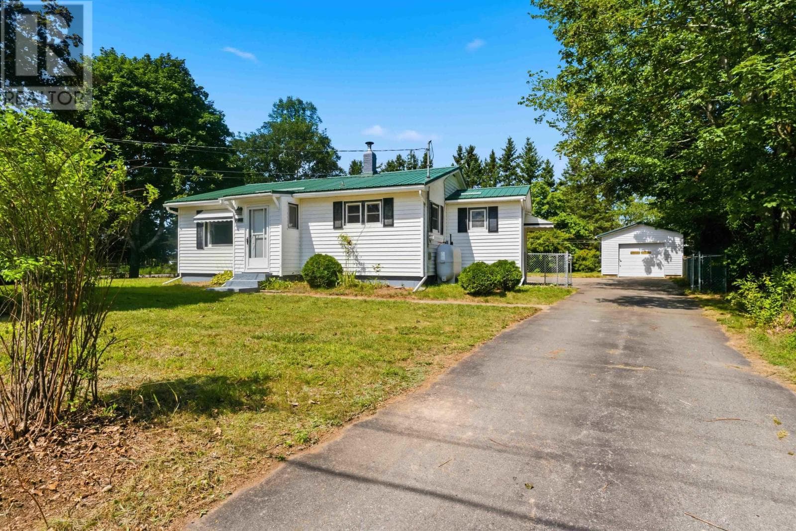 Single Family at 15071 Highway 1, Wilmot, Nova Scotia - Photo 3 - RE/MAX Garden City Realty