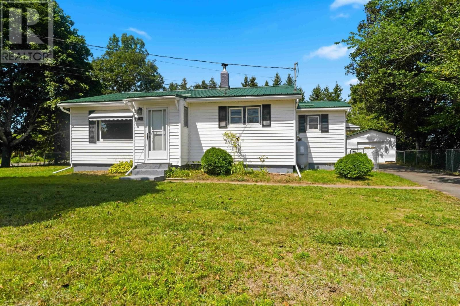 Single Family at 15071 Highway 1, Wilmot, Nova Scotia - Photo 4 - RE/MAX Garden City Realty