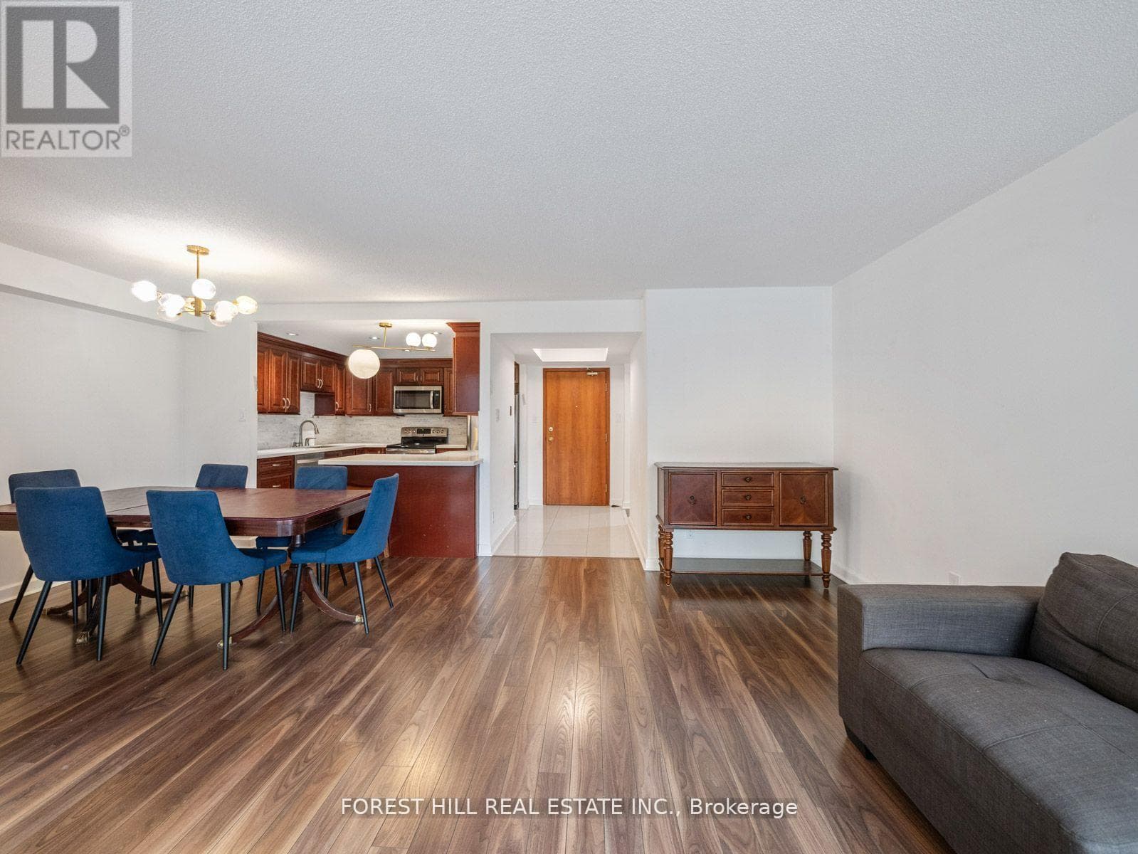 Single Family at , , ON - Photo 6 - RE/MAX Garden City Realty
