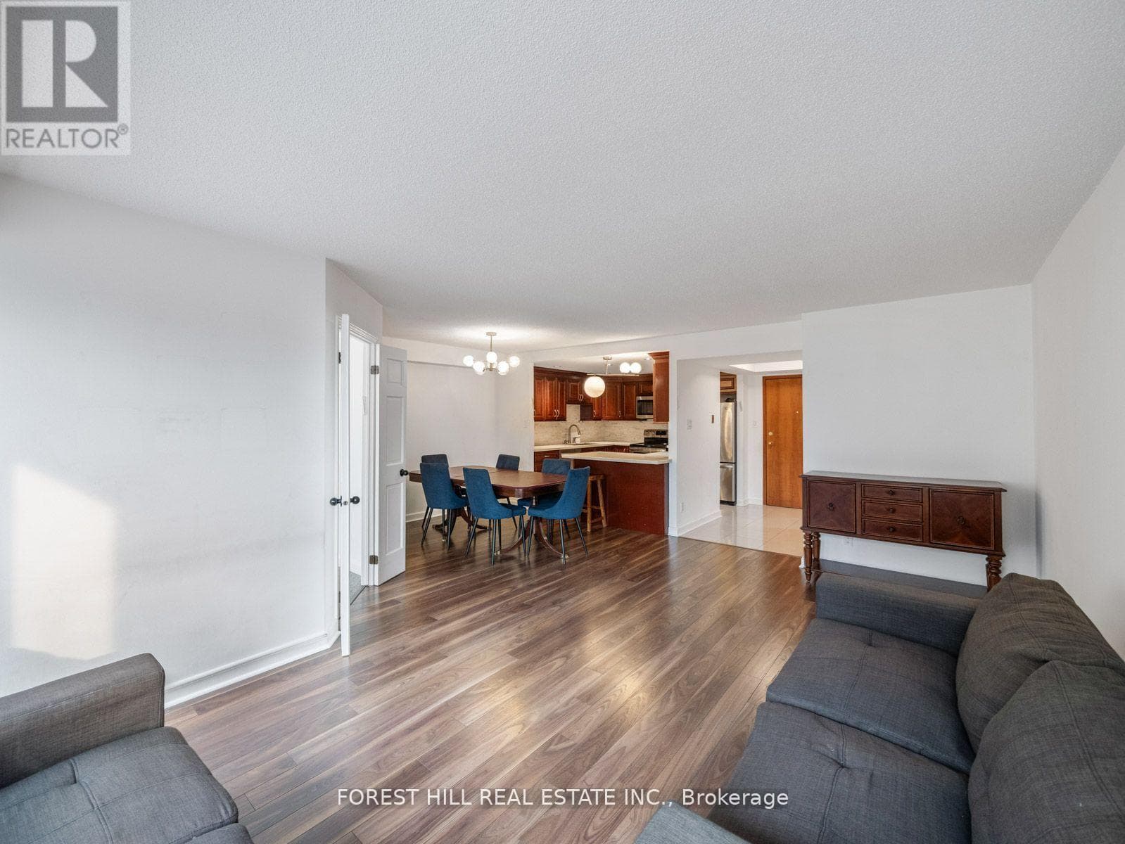 Single Family at , , ON - Photo 8 - RE/MAX Garden City Realty