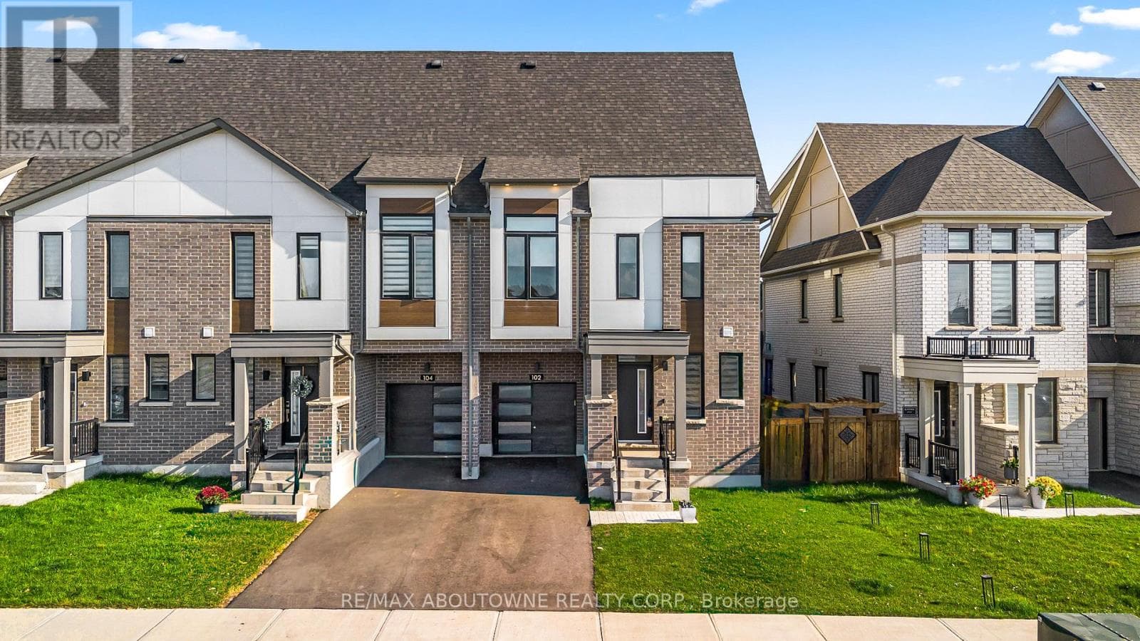 102 Settlers Road