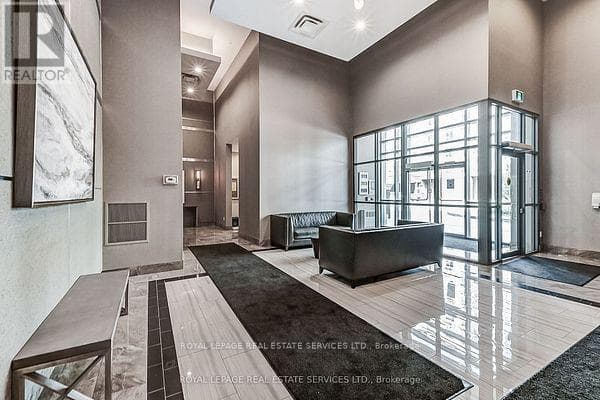 Single Family at 503- 2490 Old Bronte Road, Oakville (WM Westmount), Ontario - Photo 4 - RE/MAX Garden City Realty