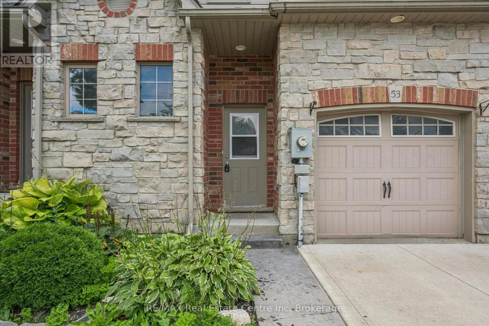 Single Family at 53 Washburn Drive, Guelph (Grange Road), Ontario - Photo 2 - RE/MAX Garden City Realty