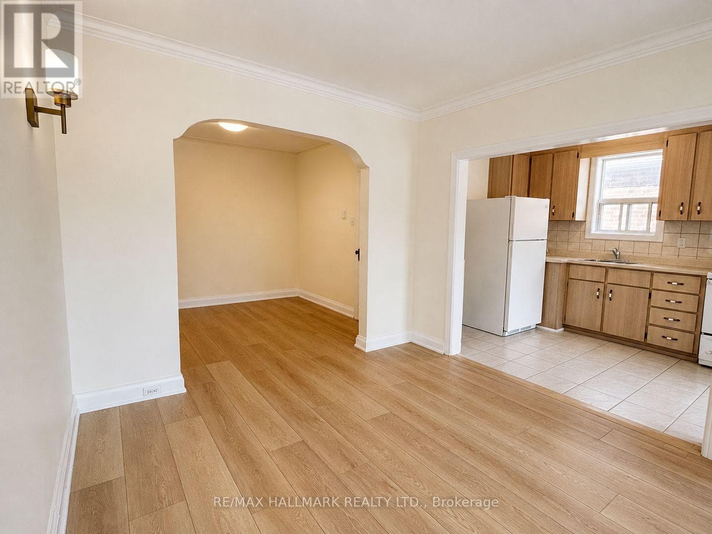 Multi-family at 333 Vaughan Road, Toronto (Humewood-Cedarvale), Ontario - Photo 10 - RE/MAX Garden City Realty