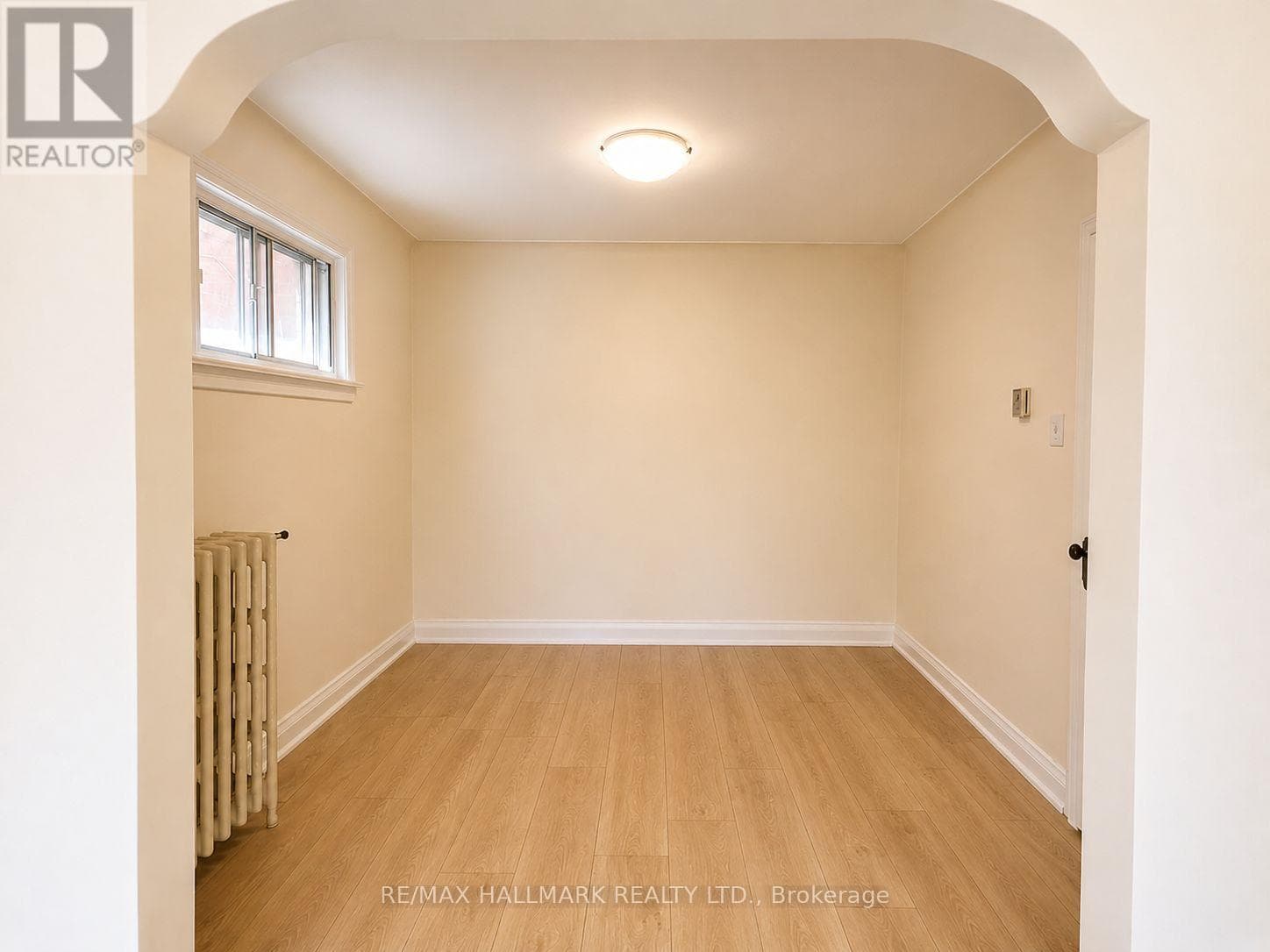 Multi-family at 333 Vaughan Road, Toronto (Humewood-Cedarvale), Ontario - Photo 8 - RE/MAX Garden City Realty