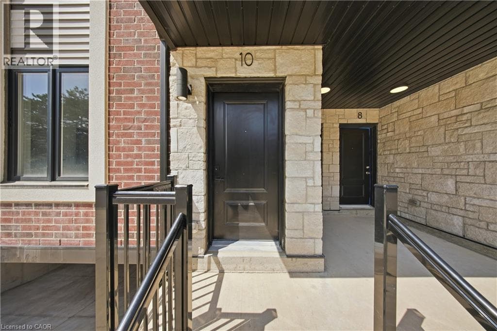 Single Family at 10- 2 SLESSOR Boulevard, Grimsby, Ontario - Photo 5 - RE/MAX Garden City Realty