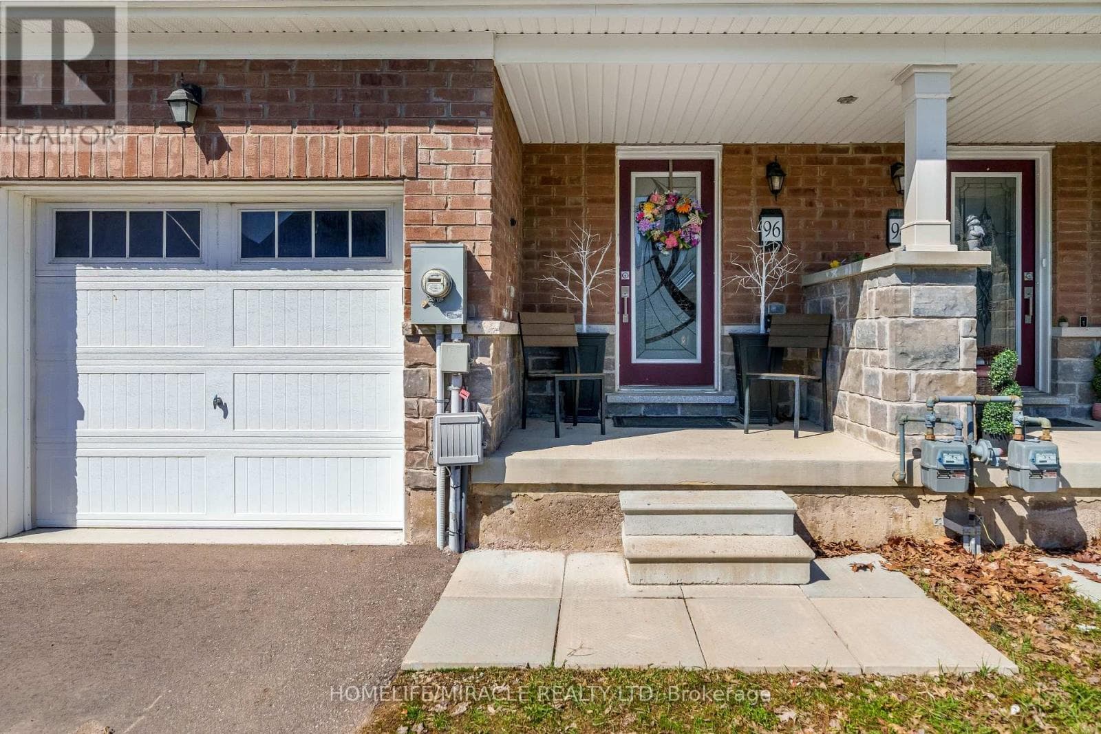 96 Esther Crescent