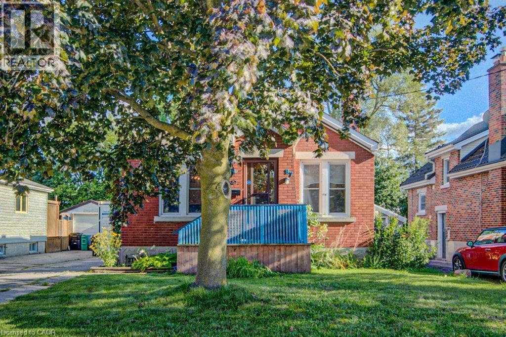 Single Family at 97 FRANCIS Street, Cambridge, Ontario - Photo 3 - RE/MAX Garden City Realty