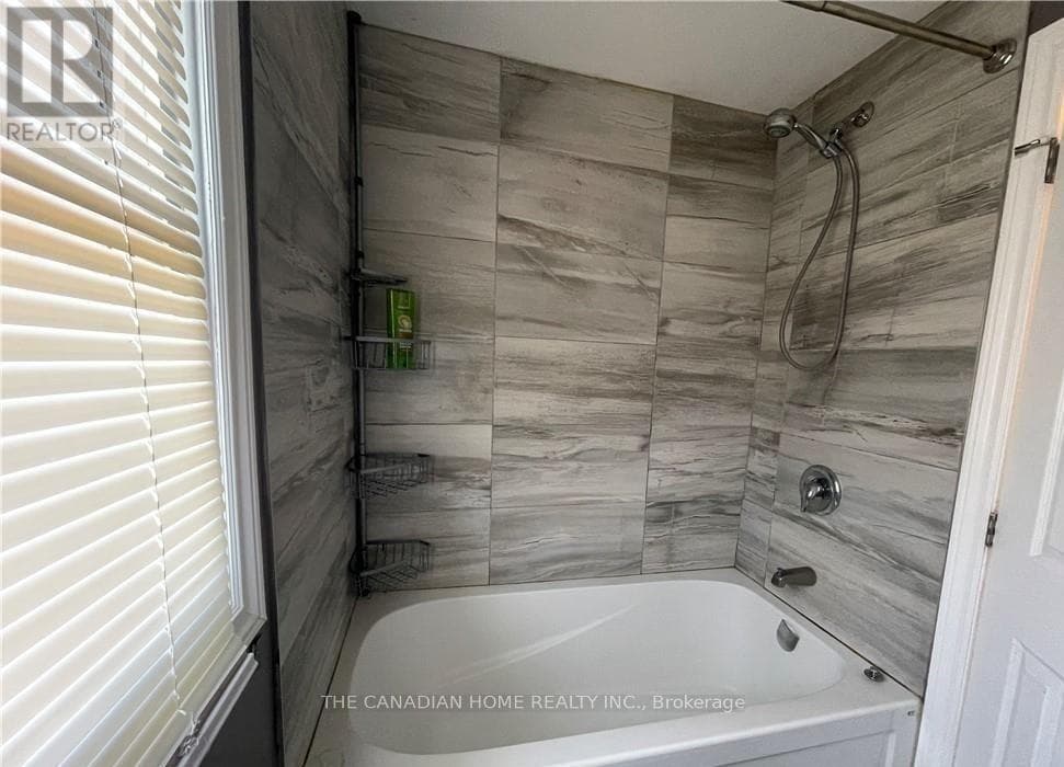 Single Family at 7265 Fern Ave Avenue, Niagara Falls (Oldfield), Ontario - Photo 9 - RE/MAX Garden City Realty