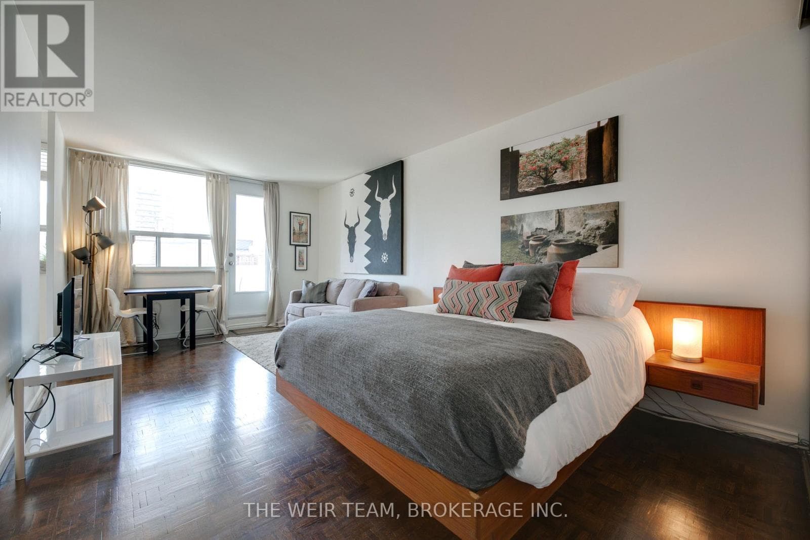Single Family at 905- 40 Homewood Avenue, Toronto (Cabbagetown-South St. James Town), Ontario - Photo 4 - RE/MAX Garden City Realty