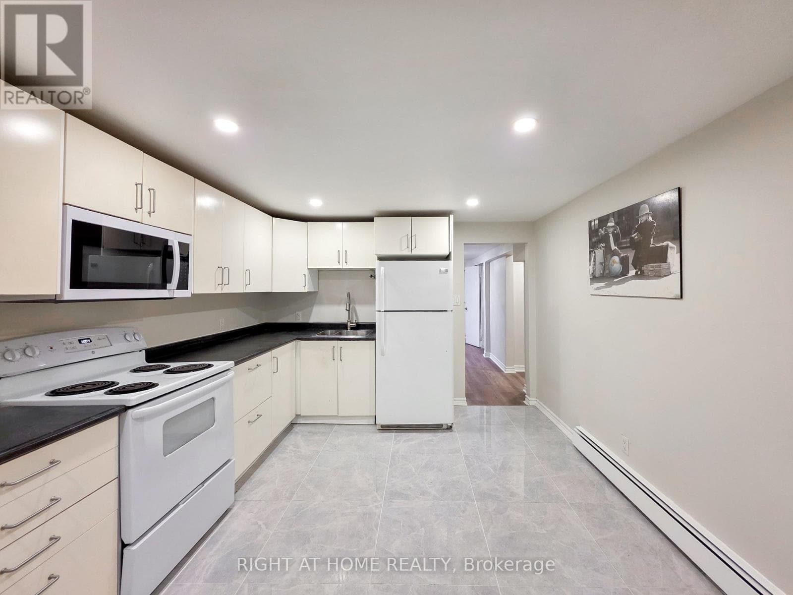 Single Family at Lower- 708 Carnegie Avenue, Oshawa (Centennial), Ontario - Photo 7 - RE/MAX Garden City Realty