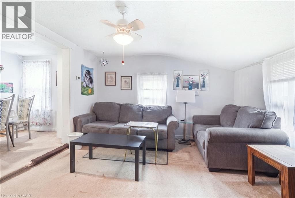 Single Family at 56 WELLAND Avenue, St. Catharines, Ontario - Photo 5 - RE/MAX Garden City Realty
