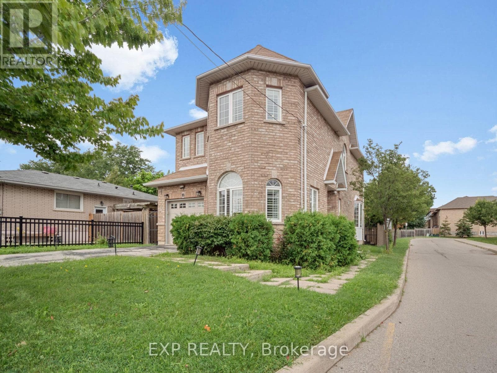 Single Family at 18- 257 Carla Avenue, Hamilton (Stoney Creek), Ontario - Photo 2 - RE/MAX Garden City Realty