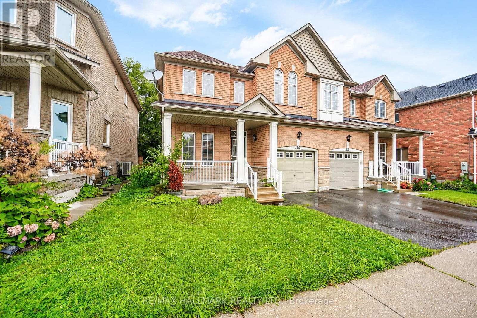Single Family at 135 Maroon Drive, Richmond Hill (Oak Ridges Lake Wilcox), Ontario - Photo 3 - RE/MAX Garden City Realty