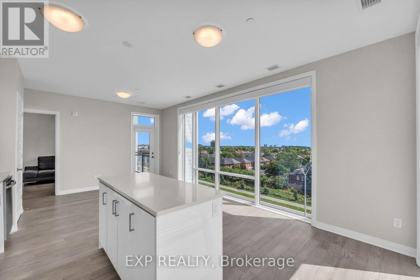 Single Family at 416- 95 Dundas Street, Oakville (GO Glenorchy), Ontario - Photo 6 - RE/MAX Garden City Realty