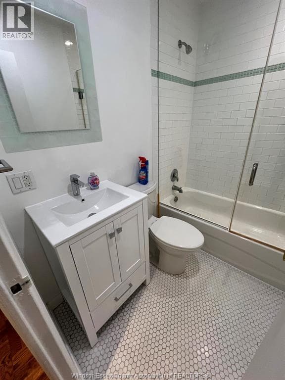 Single Family at 105- 1901 BAYVIEW Avenue, Toronto, Ontario - Photo 5 - RE/MAX Garden City Realty