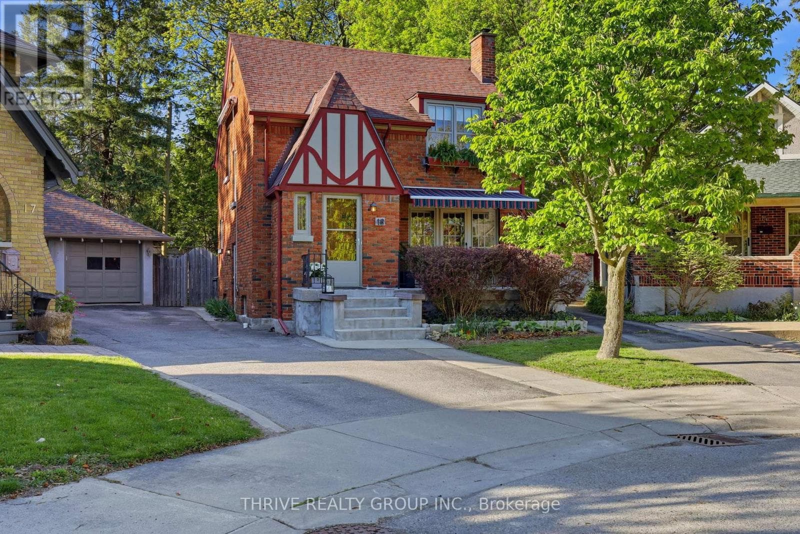 16 Clenray Place