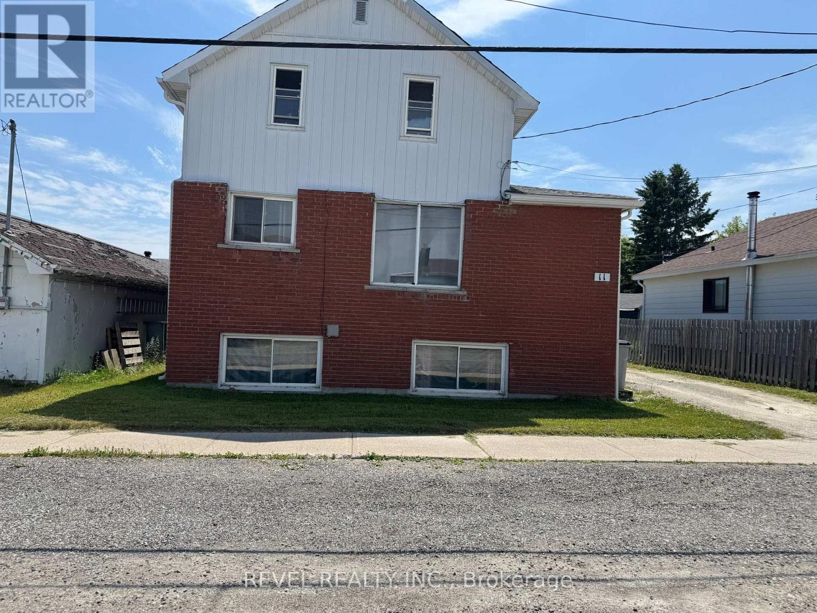 11 Shamrock Avenue