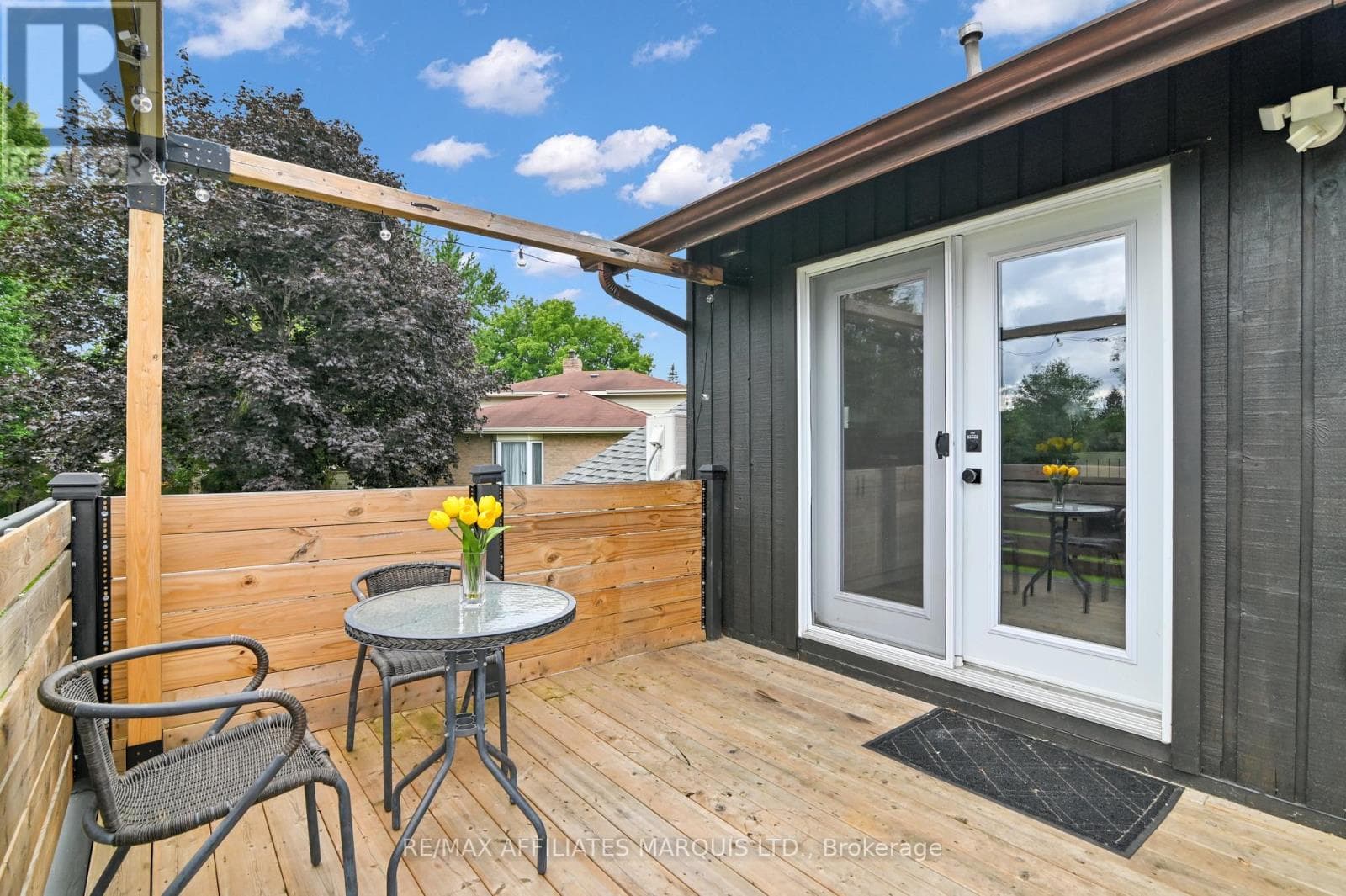 Single Family at 422 HILBERT Avenue, Cornwall, Ontario - Photo 8 - RE/MAX Garden City Realty