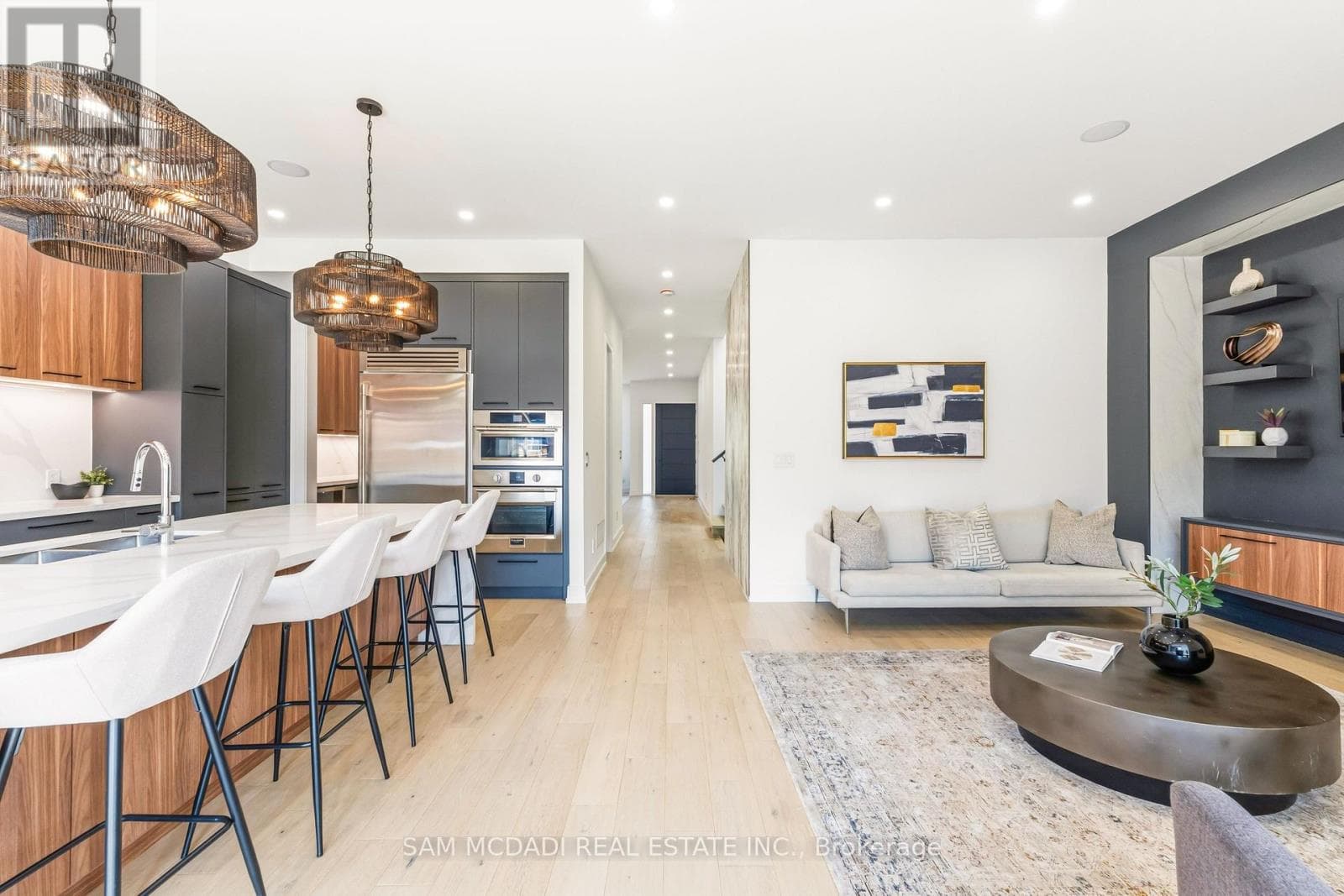 Single Family at 24 Twenty First Street, Toronto (New Toronto), Ontario - Photo 10 - RE/MAX Garden City Realty