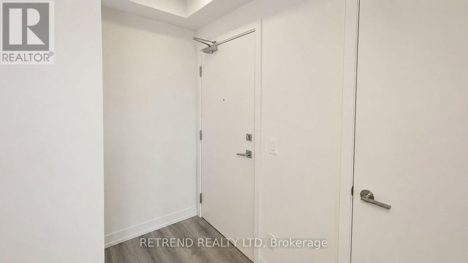 Single Family at 2703- 15 Ellerslie Avenue, Toronto (Willowdale West), Ontario - Photo 3 - RE/MAX Garden City Realty
