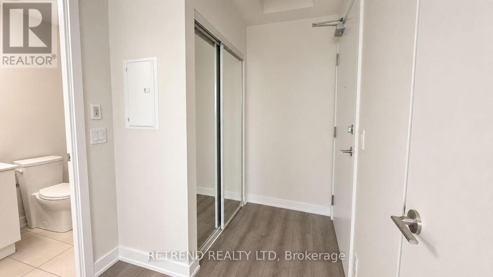 Single Family at 2703- 15 Ellerslie Avenue, Toronto (Willowdale West), Ontario - Photo 4 - RE/MAX Garden City Realty