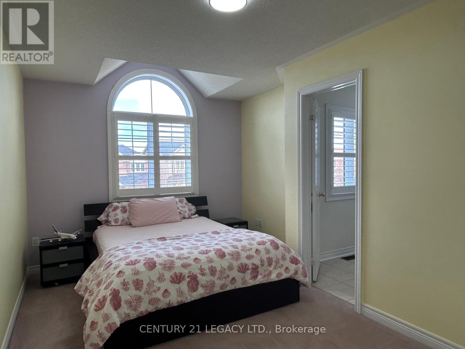 Single Family at 385 Comiskey Crescent, Mississauga (Meadowvale Village), Ontario - Photo 8 - RE/MAX Garden City Realty
