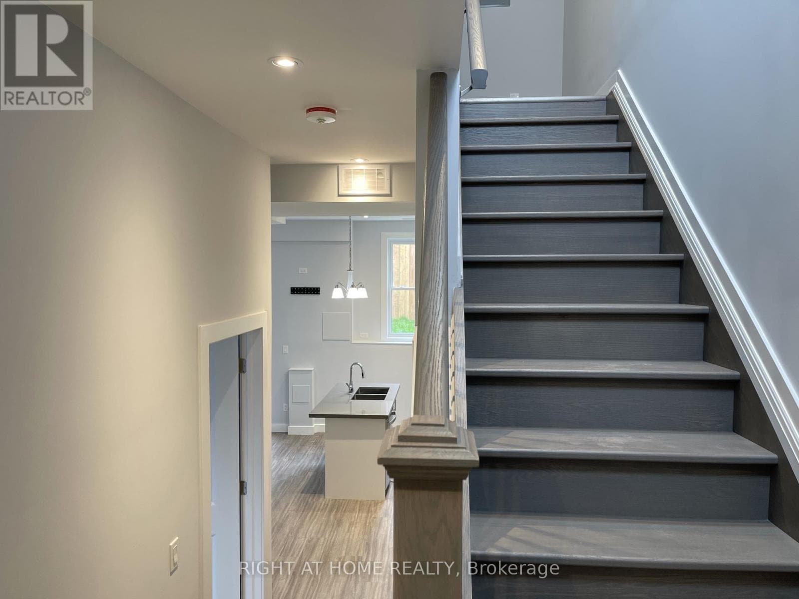 Single Family at 980 Ossington Avenue, Toronto (Dovercourt-Wallace Emerson-Junction), Ontario - Photo 5 - RE/MAX Garden City Realty