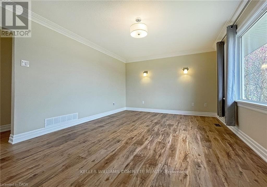 Single Family at Upper- 6 Myrtle Avenue, St. Catharines (Lakeport), Ontario - Photo 6 - RE/MAX Garden City Realty