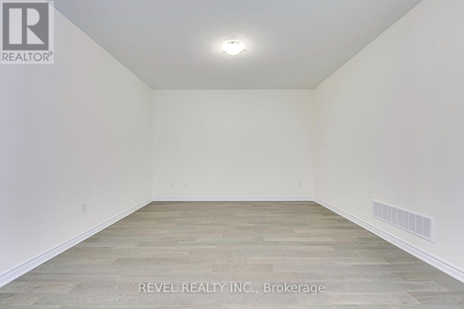 Single Family at 26 Hutchison Road, Guelph (Kortright East), Ontario - Photo 7 - RE/MAX Garden City Realty