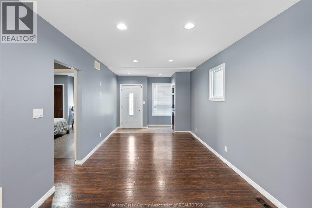 Single Family at 1167 PIERRE Avenue, Windsor, Ontario - Photo 5 - RE/MAX Garden City Realty