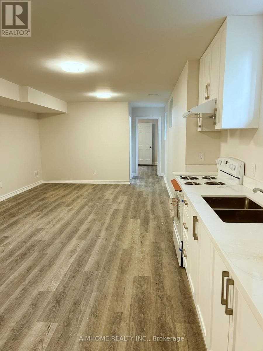 Single Family at LegBsmt- 27 Maple Edge Lane, Whitby (Williamsburg), Ontario - Photo 3 - RE/MAX Garden City Realty