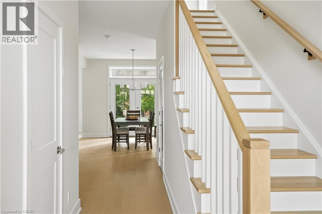 Single Family at 4 MERITAGE Lane, Niagara-on-the-Lake, Ontario - Photo 7 - RE/MAX Garden City Realty