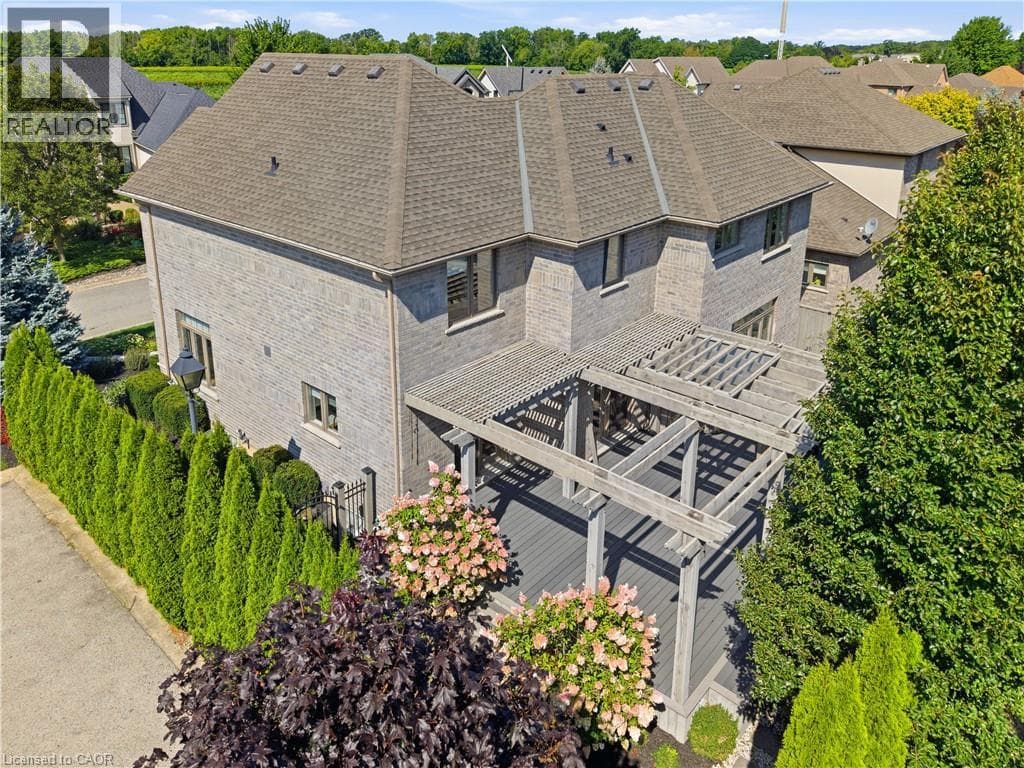 Single Family at 4 MERITAGE Lane, Niagara-on-the-Lake, Ontario - Photo 3 - RE/MAX Garden City Realty